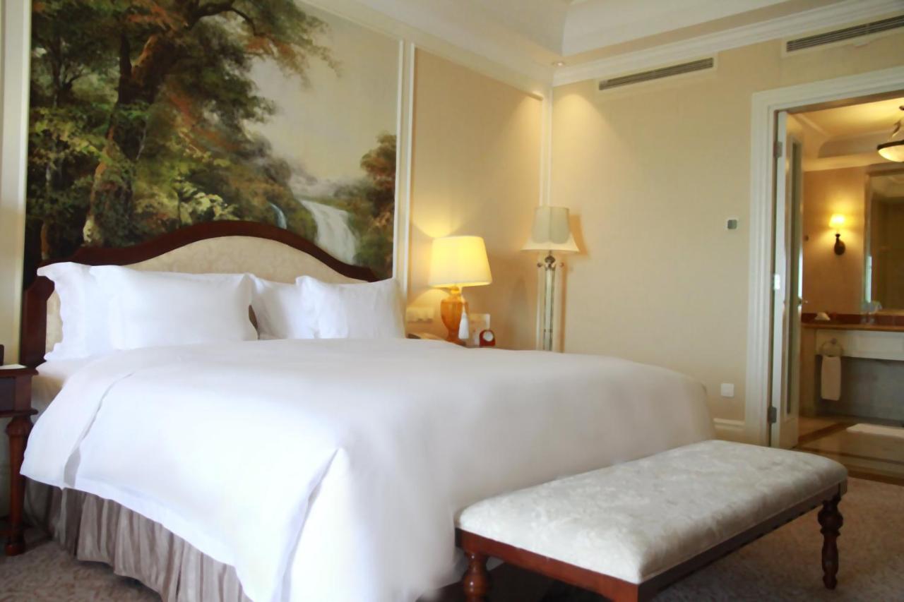 Crowne Plaza Ocean Spring Resort By Ihg Jimo Esterno foto
