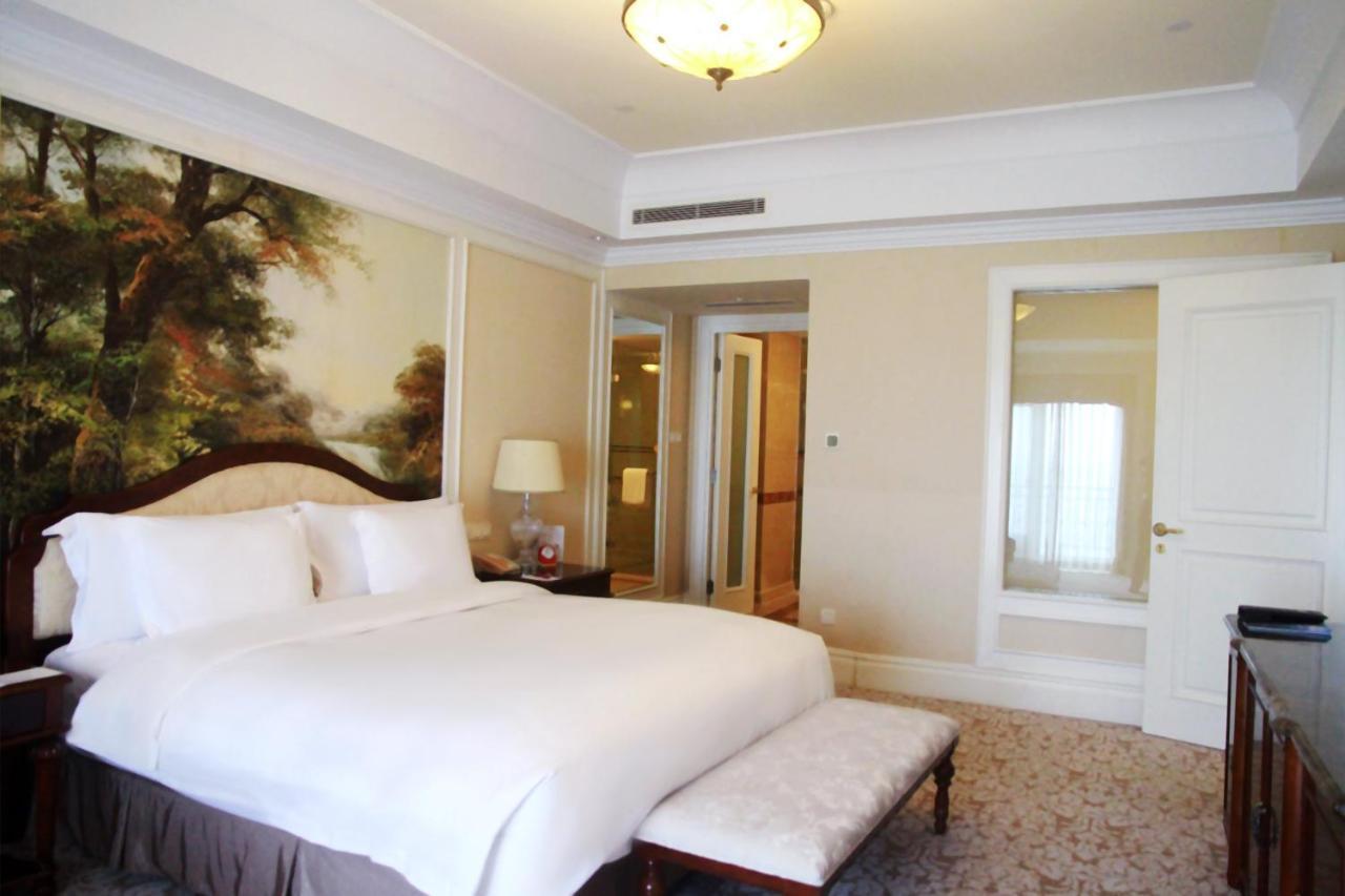 Crowne Plaza Ocean Spring Resort By Ihg Jimo Esterno foto