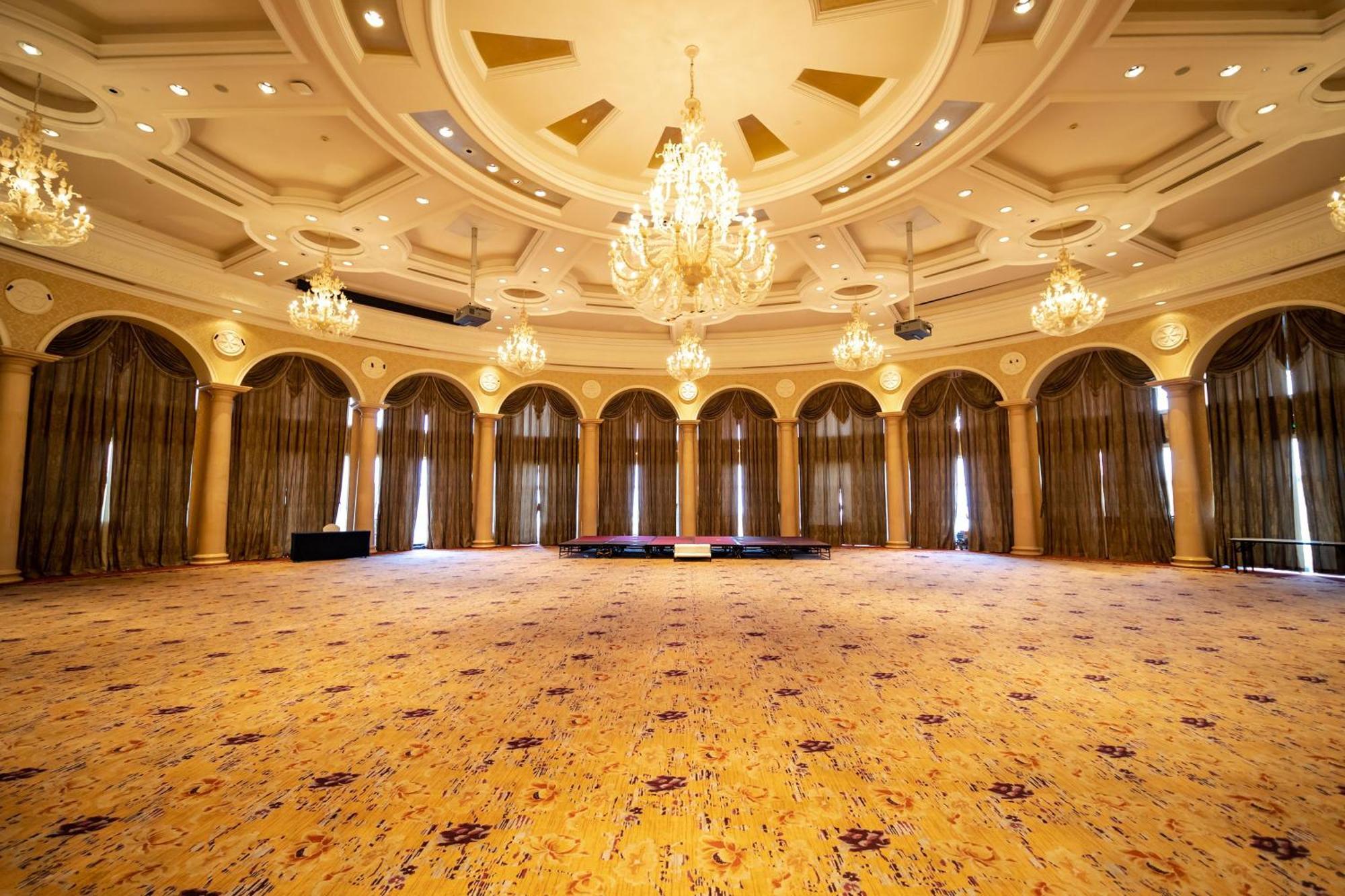 Crowne Plaza Ocean Spring Resort By Ihg Jimo Esterno foto